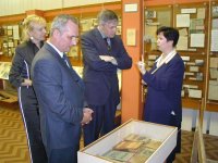 Экскурсия для генерального консула США по Уралу и Западной Сибири Скотта Роланда. 5 апреля 2005
