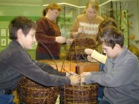 Урок "Старинные ремёсла". Школа традиционной народной культуры. Апрель 2005