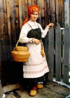 Девушка в коми-пермяцкой одежде